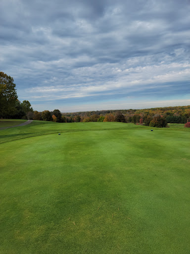 Golf Course «The Sharon Golf Club», reviews and photos, 6261 Ridge Rd, Sharon Center, OH 44274, USA