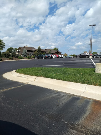 Country Club «Milburn Golf & Country Club», reviews and photos, 7501 W 69th St, Overland Park, KS 66204, USA