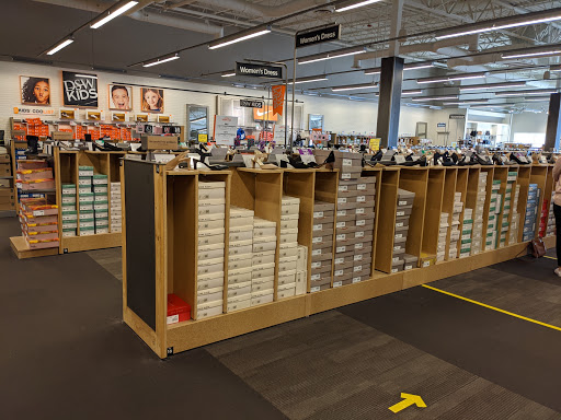 Shoe Store «DSW Designer Shoe Warehouse», reviews and photos, 23171 W Outer Dr, Allen Park, MI 48101, USA