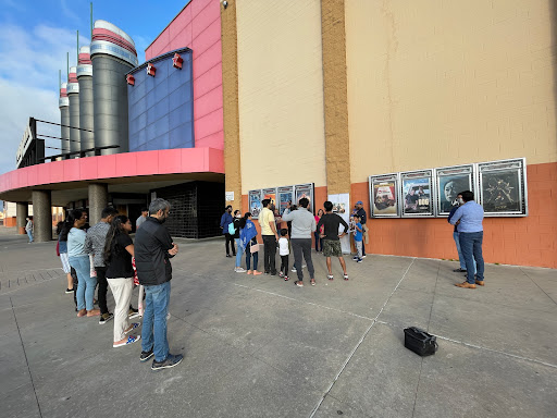 Movie Theater «Cinemark Tinseltown 20 and XD», reviews and photos, 15436 Farm to Market 1825, Pflugerville, TX 78660, USA