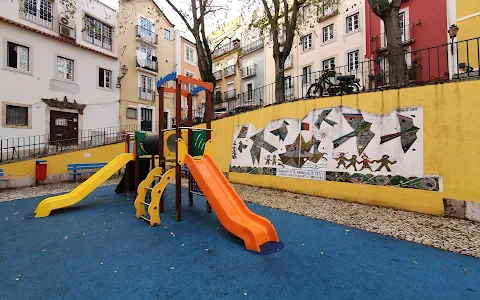 Parque infantil de Alfama image