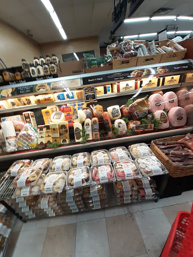 Supermarket «Bensonhurst Market», reviews and photos, 7215 20th Ave, Brooklyn, NY 11204, USA