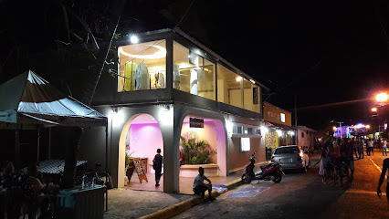 Bar y Restaurante Brisas Marinas - Calle Paseo del Rey, San Juan del Sur 48600, Nicaragua