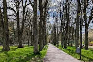 Kur Park image