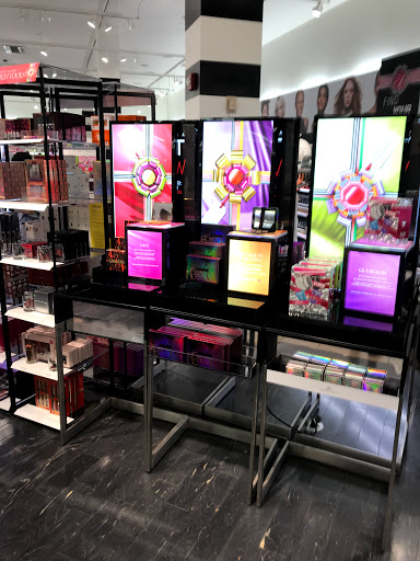 Cosmetics Store «SEPHORA», reviews and photos, 2414 E Sunrise Blvd #2204, Fort Lauderdale, FL 33304, USA