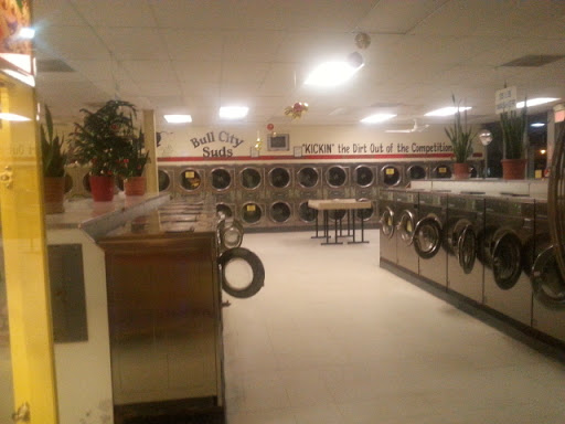 Laundromat «Bull City Suds Laundromat», reviews and photos, 1203 University Dr, Durham, NC 27707, USA