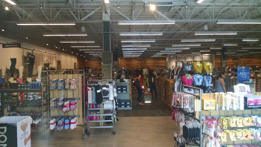 Shoe Store «DSW Designer Shoe Warehouse», reviews and photos, 1919 Boston Post Rd #250, Guilford, CT 06437, USA