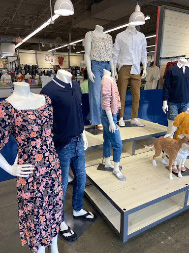 Clothing Store «Old Navy», reviews and photos, 401 S Mt Juliet Rd, Mt Juliet, TN 37122, USA