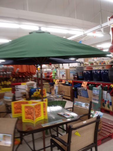 Shopping Mall «Hampton Plaza Shopping Center», reviews and photos, 4033 W Mercury Blvd, Hampton, VA 23666, USA