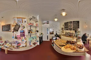 Birdhouse Cafe image