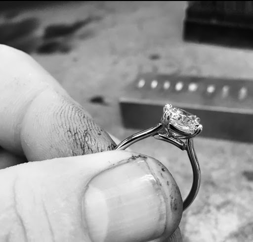 Jewelry Store «Henry C Reid & Son», reviews and photos, 1591 Post Rd, Fairfield, CT 06824, USA