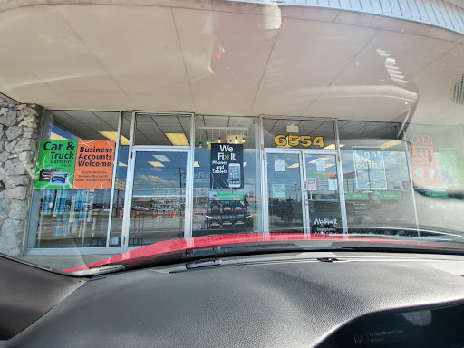 Car Battery Store «Batteries Plus Bulbs», reviews and photos, 6554 E 41st St, Tulsa, OK 74145, USA