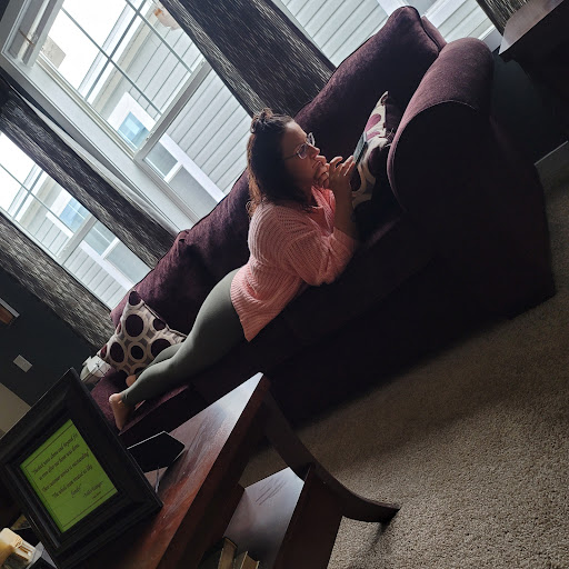 Beauty Salon «Hollywood Nails», reviews and photos, 889 S Centerville Rd, Sturgis, MI 49091, USA