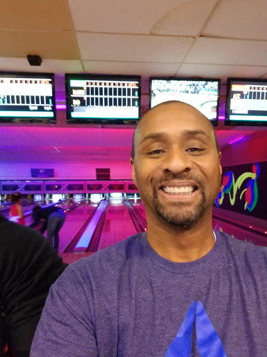 Bowling Alley «Colerain Bowl - Sports Bar - Craft Beer - Lottery - Birthday Parties - Meeting Rooms», reviews and photos, 9189 Colerain Ave, Cincinnati, OH 45251, USA