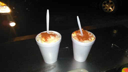 Sporting Goods Store «Deportes Y Mas», reviews and photos, 1517 SE 6th Ave, Topeka, KS 66607, USA