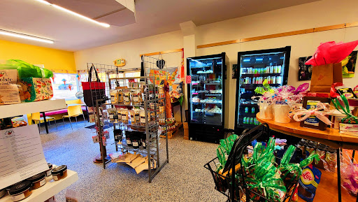 Ice Cream Shop «LUV Ice Cream Cafe», reviews and photos, 2587 7th Ave E, North St Paul, MN 55109, USA