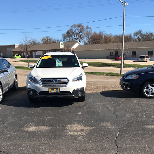 Used Car Dealer «J.H. Barkau & Sons», reviews and photos, 1102 E South St, Freeport, IL 61032, USA