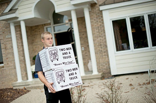 Moving and Storage Service «Two Men and a Truck», reviews and photos, 543 Central Dr #220, Virginia Beach, VA 23454, USA