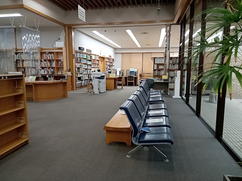 朝霞市立図書館(本館)