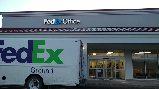 Print Shop «FedEx Office Print & Ship Center», reviews and photos, 40 Cumberland Ave, North Attleborough, MA 02760, USA