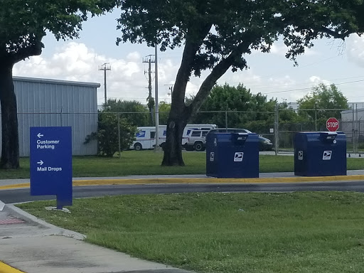 Post Office «United States Postal Service», reviews and photos, 2655 N Airport Rd, Fort Myers, FL 33907, USA