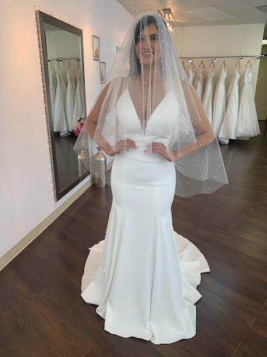 Bridal Shop «Flares bridal + formal», reviews and photos, 1700 N Broadway #100, Walnut Creek, CA 94596, USA