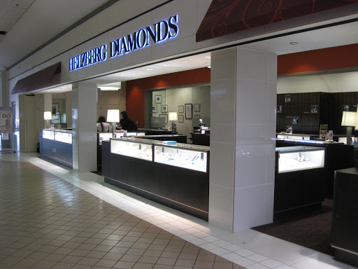 Jewelry Store «Helzberg Diamonds», reviews and photos, 3000 184th St SW #502, Lynnwood, WA 98037, USA