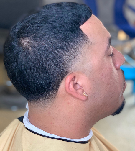 Barber Shop «Headlinerz Barbershop», reviews and photos, 1045 C St, Hayward, CA 94541, USA