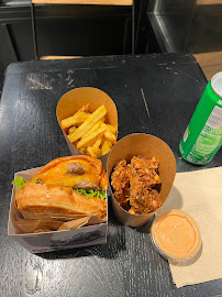 Hamburger du Restaurant Burger & Fries à Paris - n°2