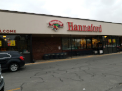 Grocery Store «Hannaford Supermarket», reviews and photos, 150 Bridge St, Pelham, NH 03076, USA