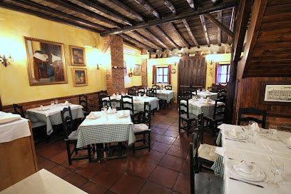 Asador de Tomares - Av. los Olivos, 7, 41940 Tomares, Sevilla, Spain