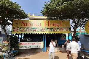 Sneka Hotel image