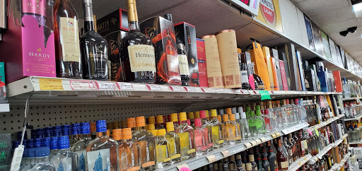 Liquor Store «Rolling Road Liquor Store», reviews and photos, 1101 N Rolling Rd # 1, Catonsville, MD 21228, USA