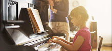 Taylor Robinson Music