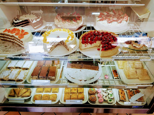 Ogi's European Bakery and Deli - Healthy Homemade Sandwiches, Cakes, Meals