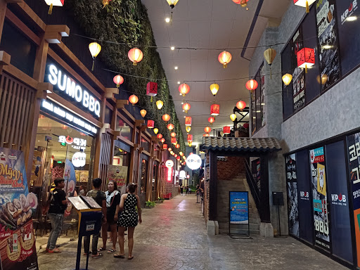 Lamp shops in Ho Chi Minh