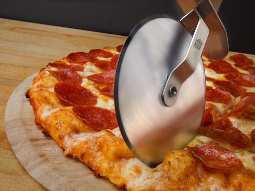 Pizza Restaurant «Round Table Pizza», reviews and photos, 186 Northgate Dr, San Rafael, CA 94903, USA