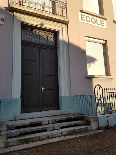 Numero de telephone 0389538543 - École primaire Ecole Elémentaire Marie Curie à Wittenheim