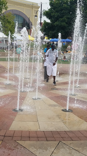 Movie Theater «AMC DINE-IN Southlands 16», reviews and photos, 23955 E Plaza Ave, Aurora, CO 80016, USA