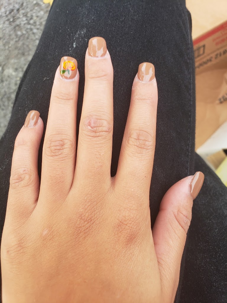 Beauty Nails Salon 13601