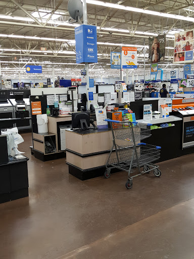 Department Store «Walmart Supercenter», reviews and photos, 632 Grassfield Pkwy, Chesapeake, VA 23322, USA