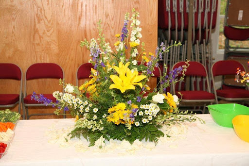 Florist «Cuts Creative Florist», reviews and photos, 1701 Orange Ave NE, Roanoke, VA 24012, USA