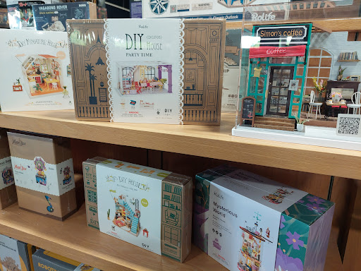 Shopping Mall «Mall Corners Shopping Center», reviews and photos, 2131 Pleasant Hill Rd, Duluth, GA 30096, USA