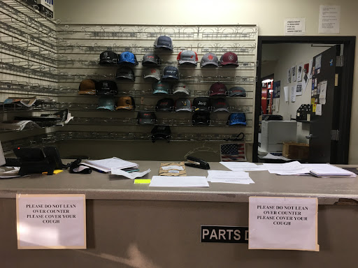 Car Dealer «Lone Star Chrysler Dodge Jeep Ram», reviews and photos, 8811 I-35, San Antonio, TX 78211, USA