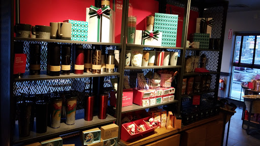Coffee Shop «Starbucks», reviews and photos, 538 Boston Post Rd, Orange, CT 06477, USA