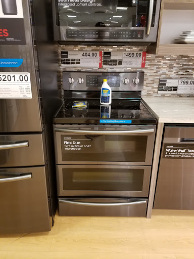 Shopping Mall «Provo Towne Centre», reviews and photos, 1200 Towne Centre Blvd, Provo, UT 84601, USA