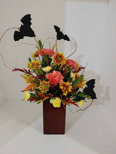 Florist «Marion Smith Florist», reviews and photos, 5904 7th St, Zephyrhills, FL 33542, USA