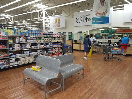 Department Store «Walmart Supercenter», reviews and photos, 1900 Maplewood Commons Dr, Maplewood, MO 63143, USA