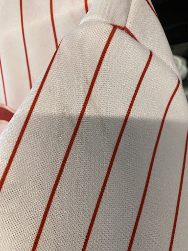 Dry Cleaner «Lee Cleaners», reviews and photos, 6305 Fairview Ave, Westmont, IL 60559, USA