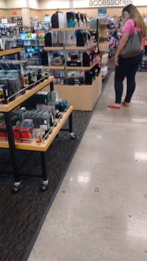 Department Store «Nordstrom Rack in Tampa», reviews and photos, 1702 N Dale Mabry Hwy, Tampa, FL 33607, USA